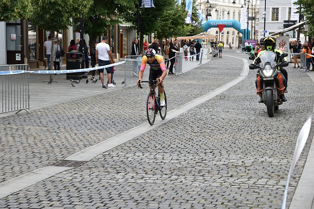 一名爱好踢 一名爱好踢